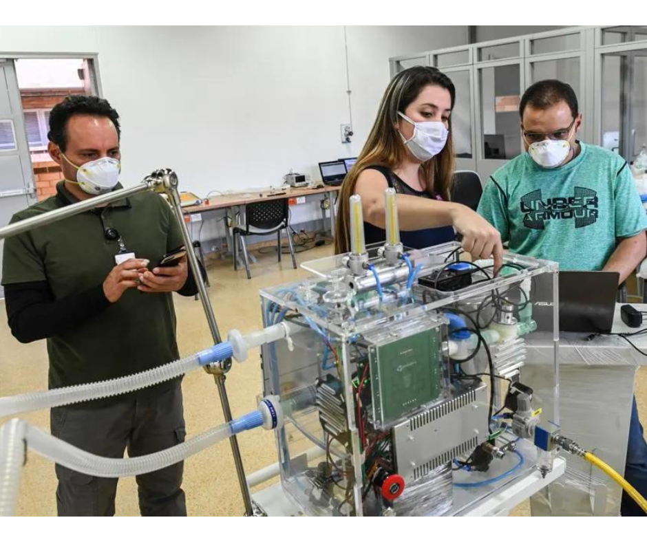 Image of global health researchers 