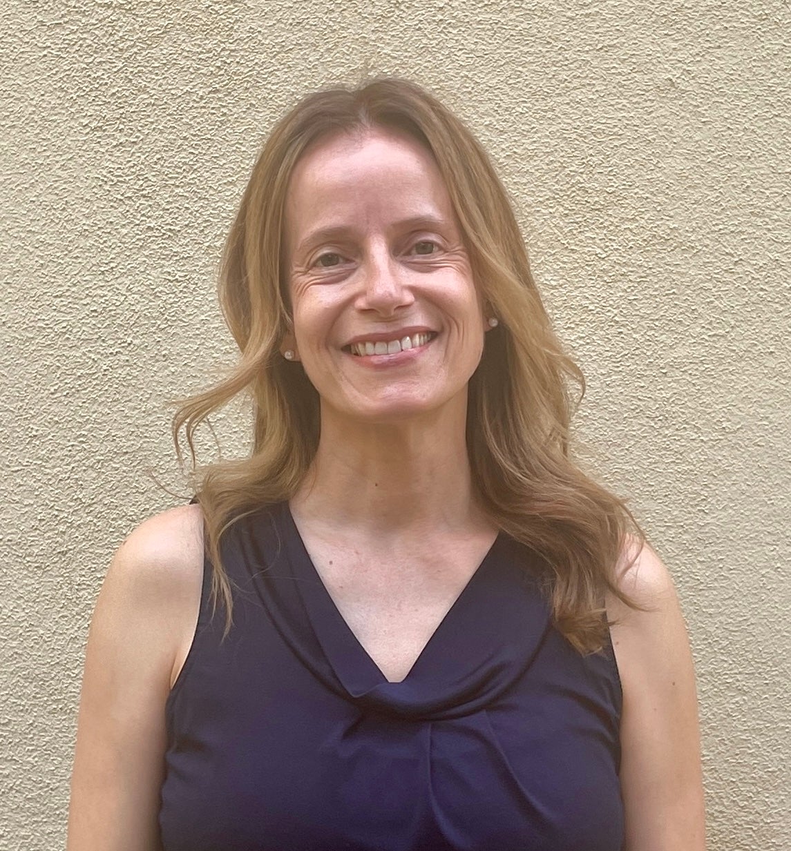 headshot of heidi carson