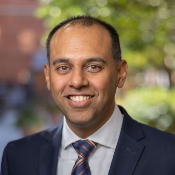 Krishna Udayakumar Headshot