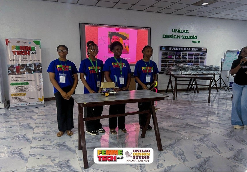 Girls in tech presenting